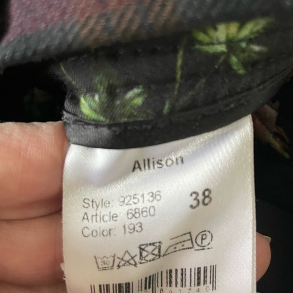 Plaid pants - Picture 7 of 8